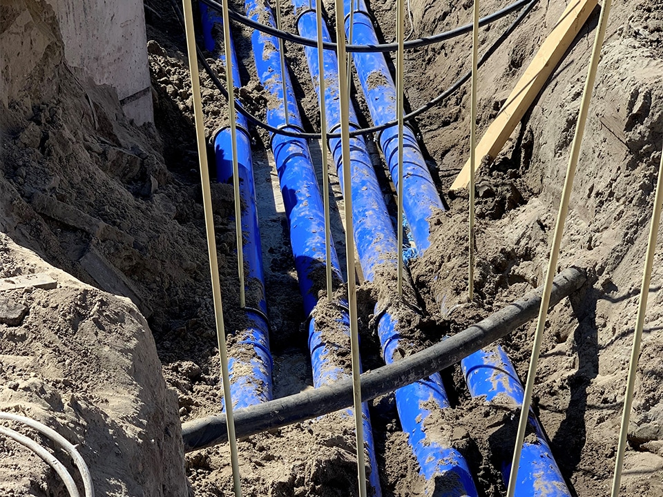 Kunststof transportleidingen voor ‘DE Mall’: Diffusiedicht en waar mogelijk geprefabriceerd