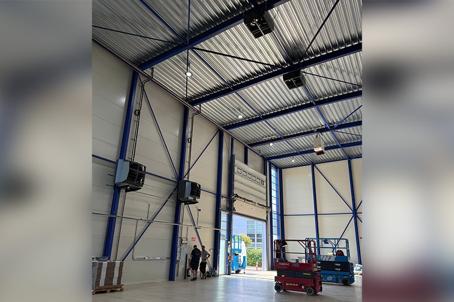 Krachtige warmtepompheaters voor medisch magazijn Angiocare 1