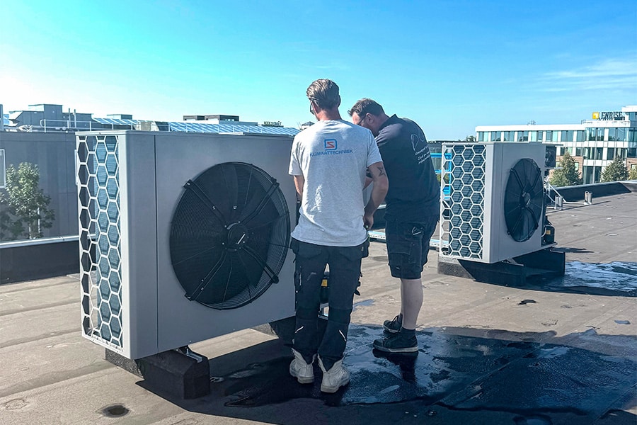 Krachtige warmtepompheaters voor medisch magazijn Angiocare 4