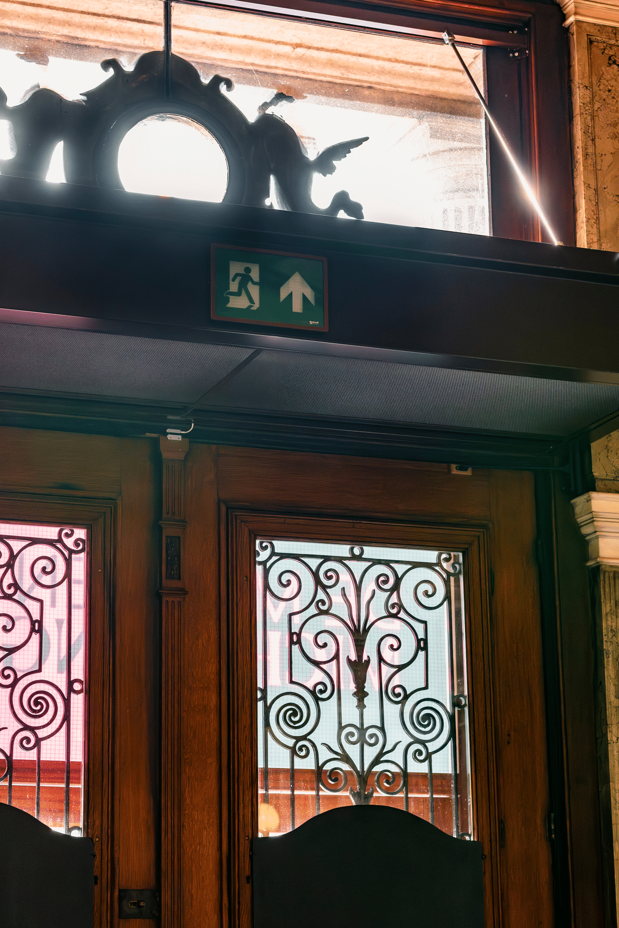 Innovatief luchtgordijn scheidt binnen- en buitenklimaat in Teylers Museum Haarlem 1